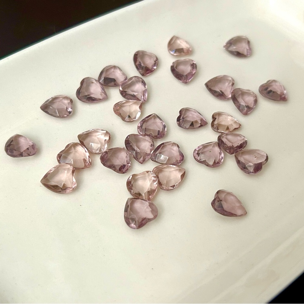 Heart-shaped Amethyst Stones